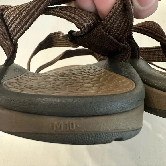 Chaco Mens Brown Eco Tread Non Marking Toe Loop Adjustable Strap Shoes Sz 10 GUC - Picture 3 of 11